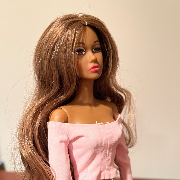 Fashion Model Doll - Picture 6 of 15